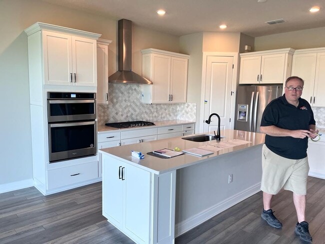 Building Photo - 13627 Ritta Is Dr