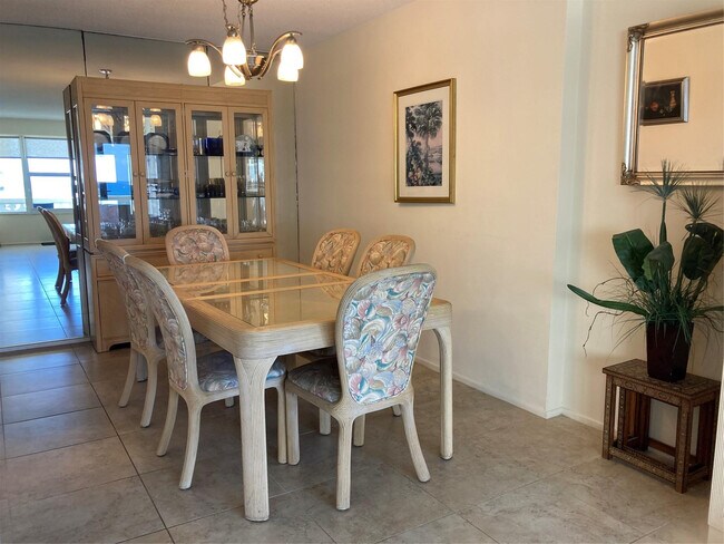 Building Photo - 4010 Galt Ocean Dr