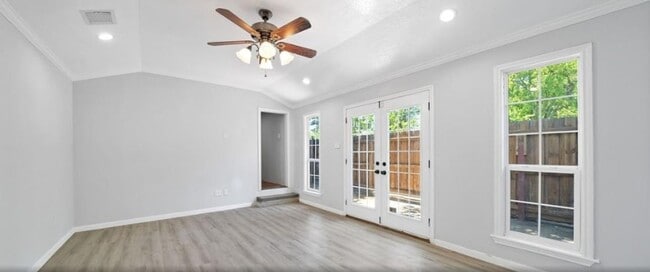 Building Photo - 9402 Alcott Dr