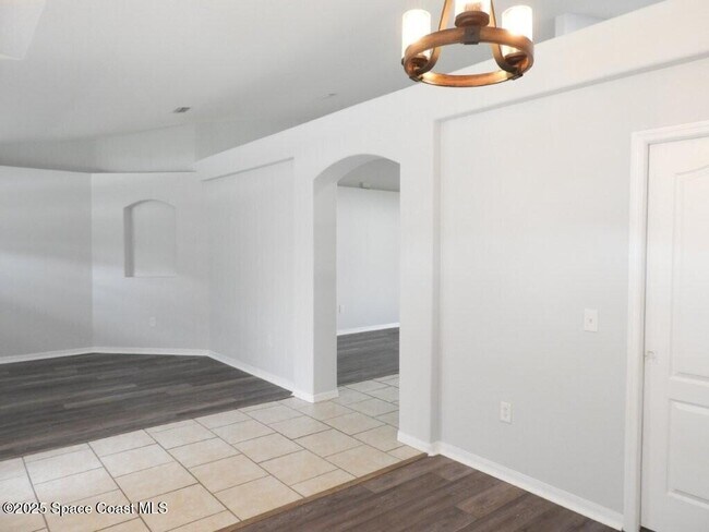Building Photo - 1535 Heartwellville St NW