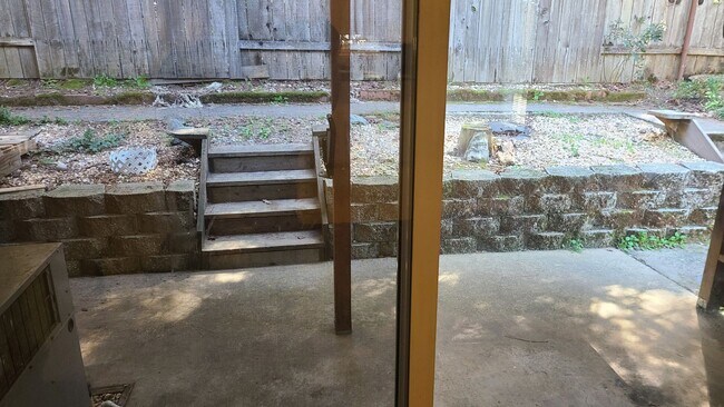 Building Photo - 067