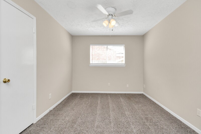 Building Photo - 22206 Elsinore Dr