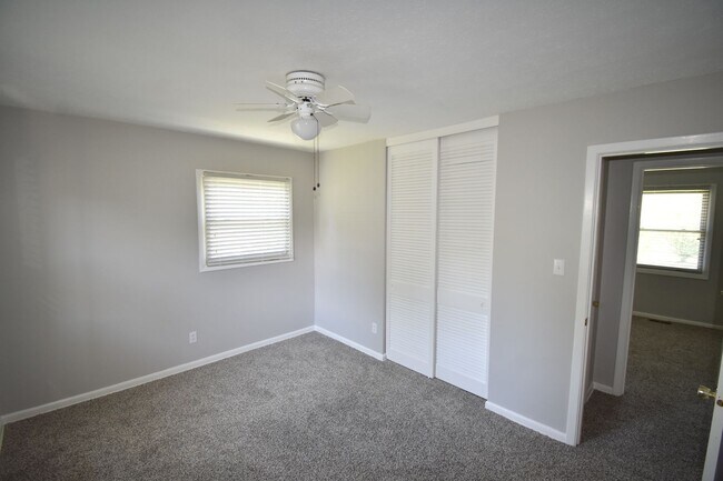 Building Photo - Coming Soon 3 Bedroom and 2 Bath Home (Pets Considered)