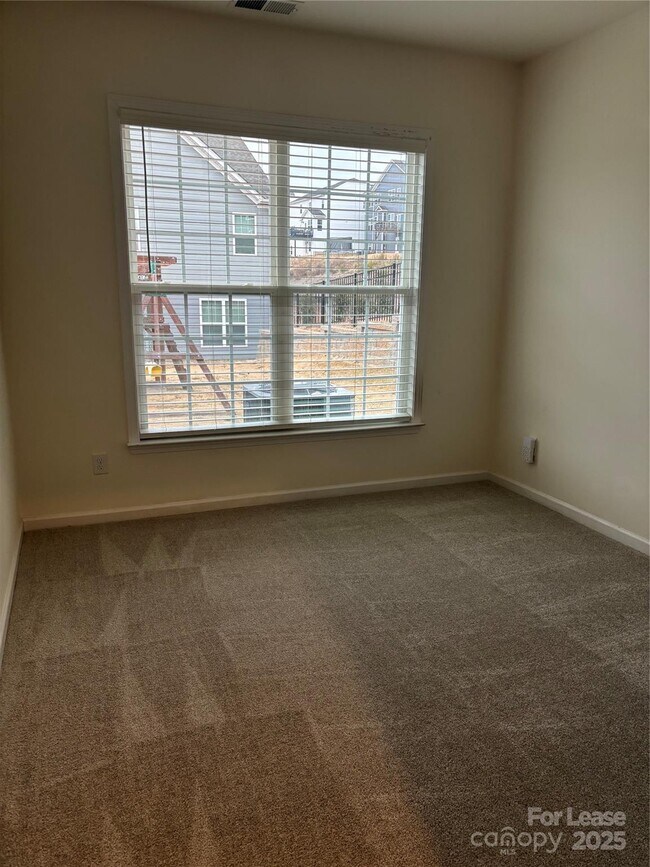 Building Photo - 9600 Finn Back Rd NW