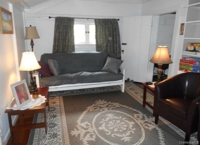 Building Photo - 88 Rock City Rd