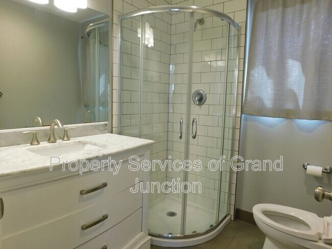 Building Photo - 1346 Texas Ave