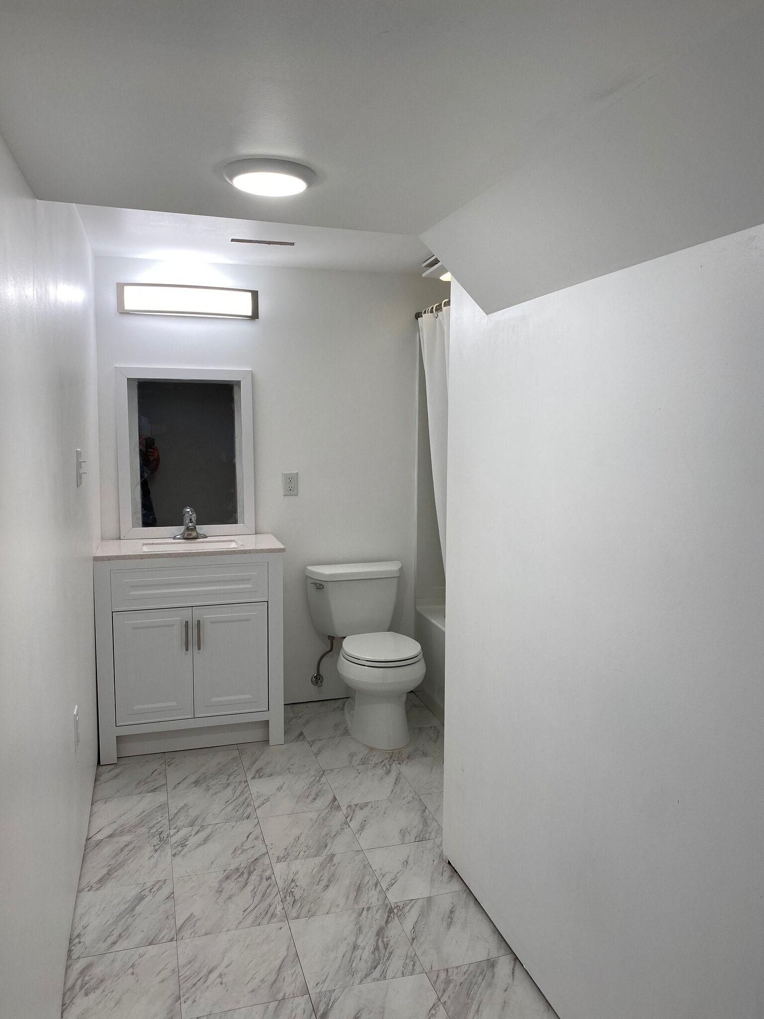 Bathroom - 510 E King St