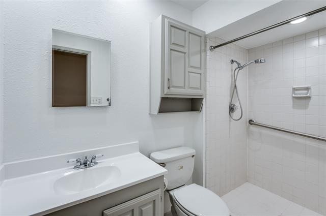 Building Photo - 2214 Grapevine Ln