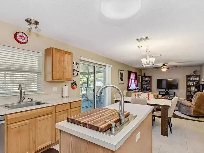 Building Photo - 3371 Hickory Leaf Ct