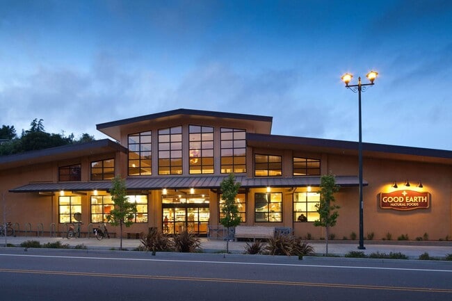 Building Photo - 35 Inyo Ave