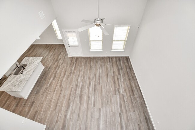 Building Photo - 424 Camino Bay Dr