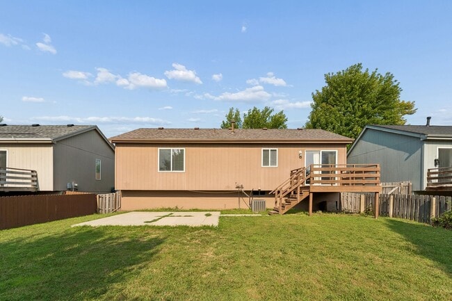 Building Photo - 4027 N 172nd Ave