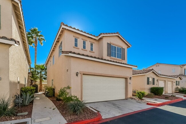 Building Photo - 65 Belle Soleil Ave