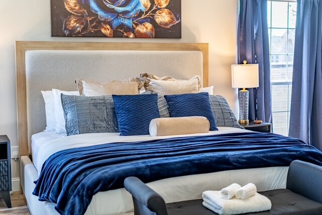 Master King Bedroom - 707 Cottonwood Bend Dr