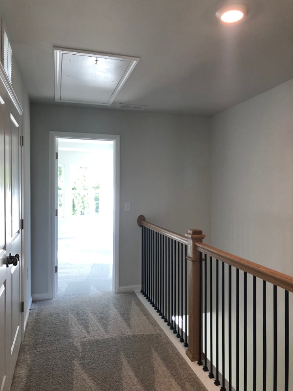 Building Photo - 906 Falls Grove Trl