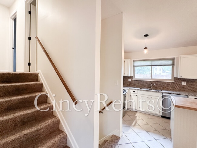 Building Photo - 7436 Wyandot Ln