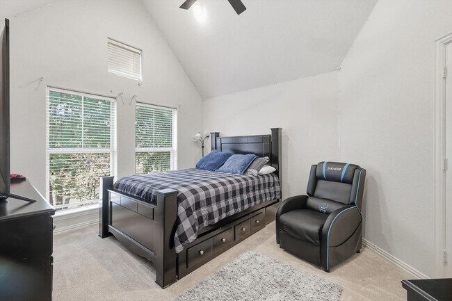 Building Photo - 7889 Steeplechase Cir