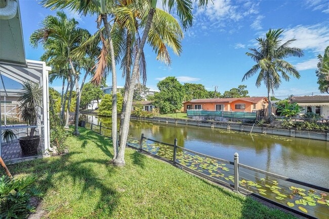 Building Photo - 1736 NW 38th St