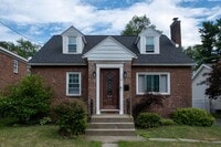 Building Photo - Beautiful Four Bedroom Home