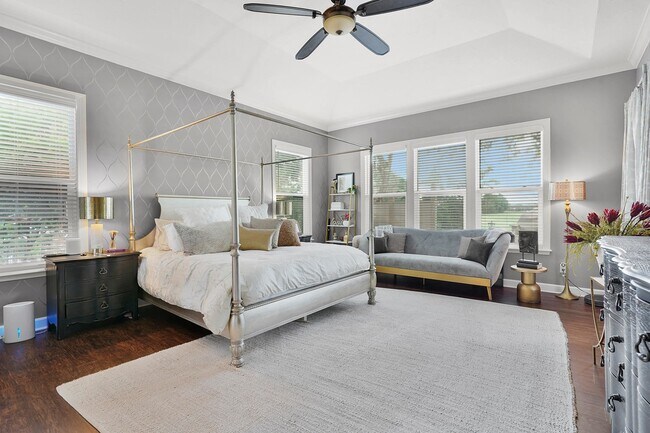 Building Photo - 500 Turnberry Ln