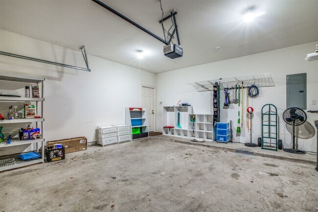 Building Photo - 5935 Turtle Beach Ln