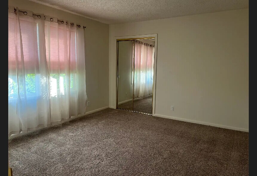 Building Photo - 3622 Rodeo Ln