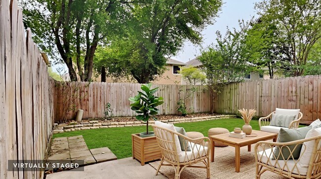 Building Photo - 6406 Encenada Green Trail