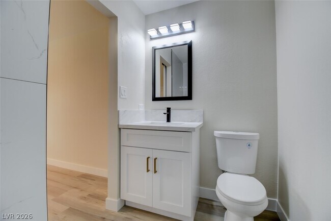 Building Photo - 4401 Vía Torino