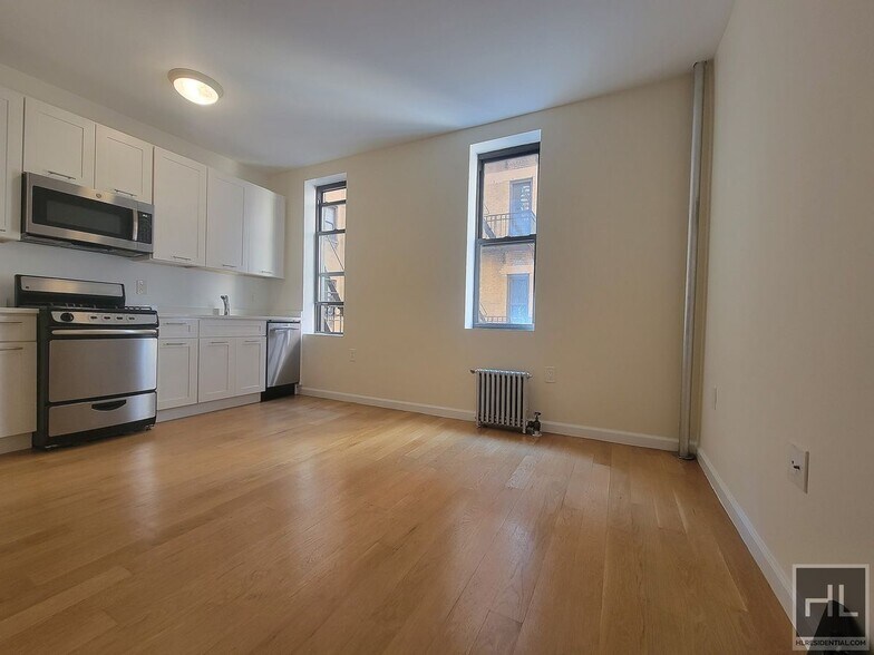 Primary Photo - WEST 45 STREET