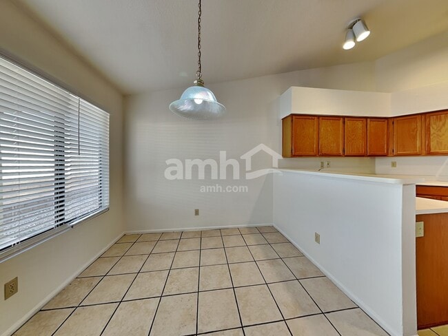 Building Photo - 3603 N 107th Dr