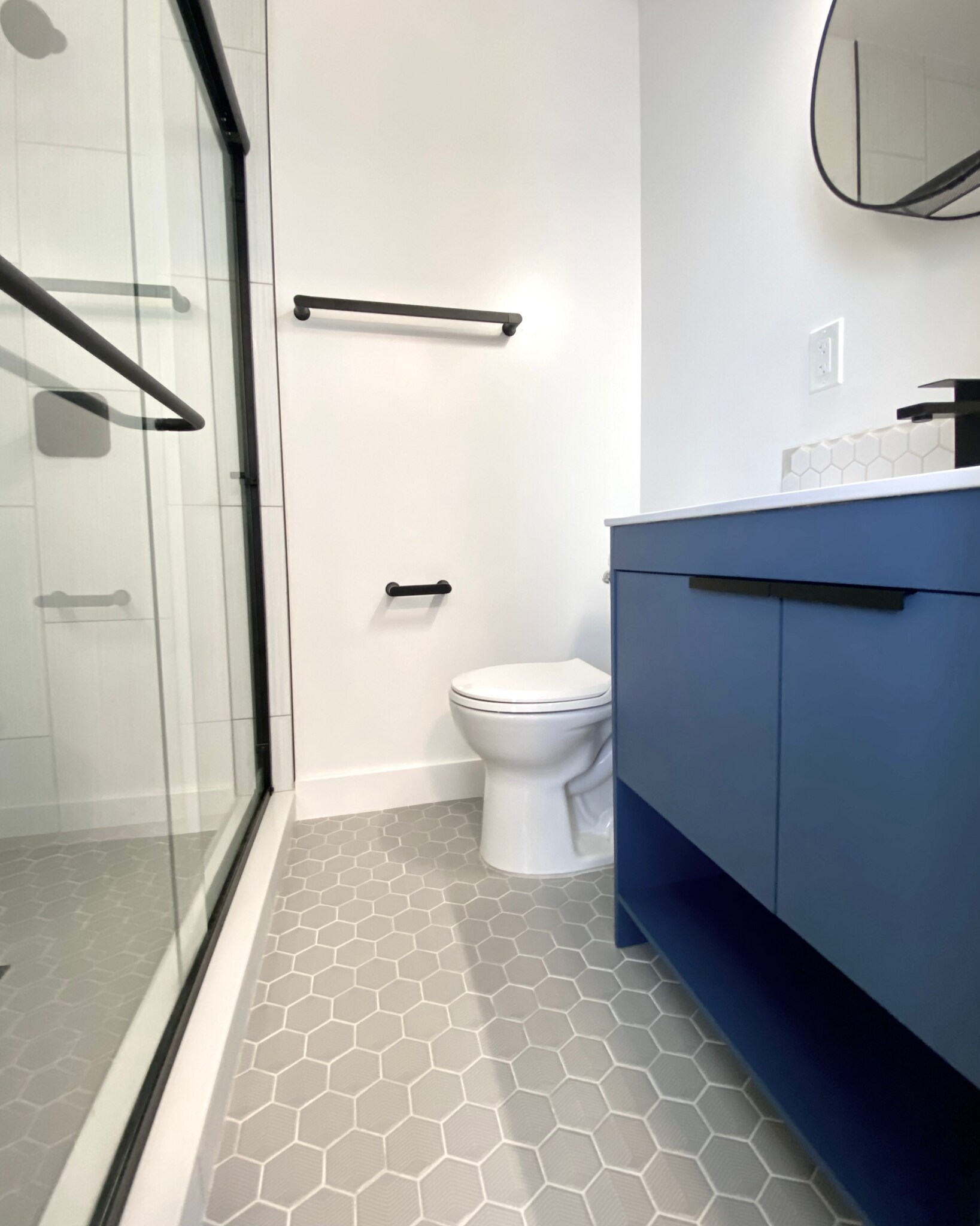 ensuite bathroom w shower - 1631 Liberty St