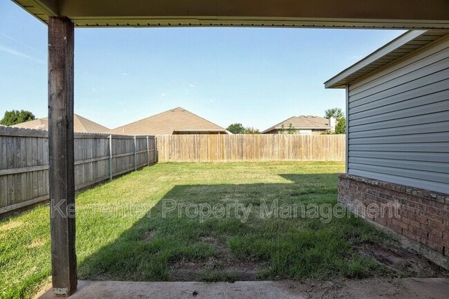 Building Photo - 7613 Lipizzan Rd