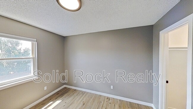Building Photo - 4325 Allesandro Dr
