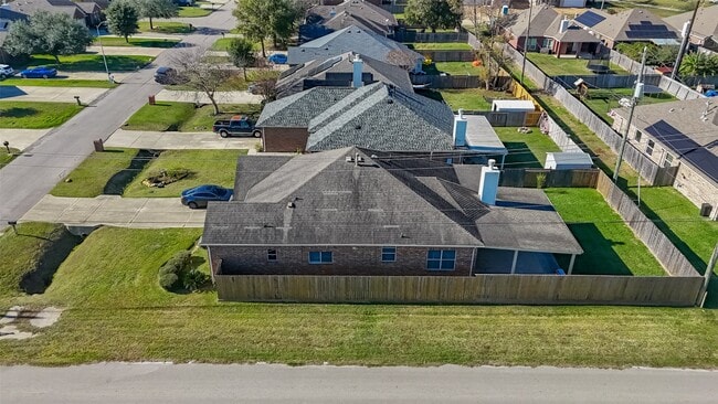 Building Photo - 71 N Forrest Ave