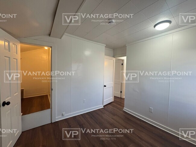 Building Photo - 501 S Huron St