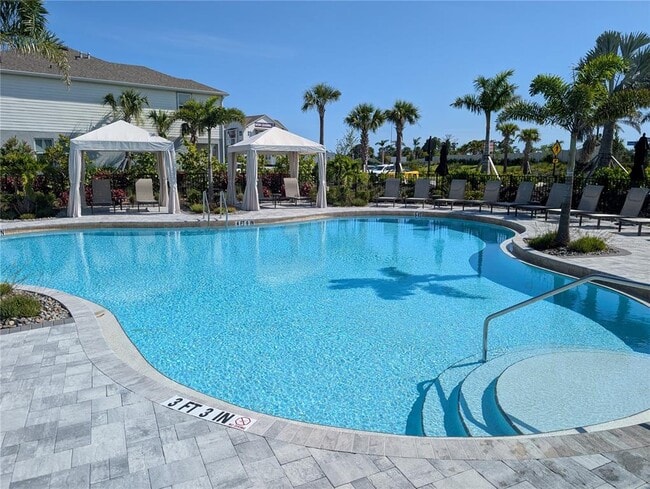 Building Photo - 15109 Cuzcorro Ct