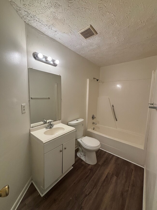 Building Photo - 6376 Applecross Ave