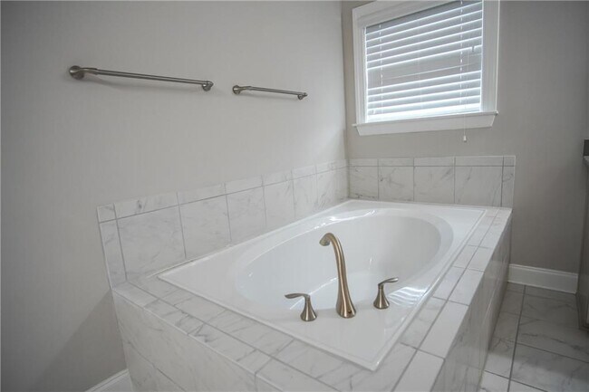 Building Photo - 3050 Davidsonville Dr