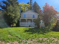 Building Photo - 26408 Granny Smith Ln NE