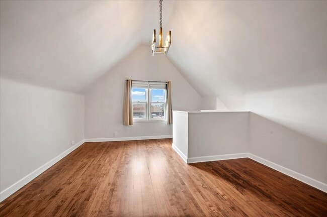 Building Photo - 2939 N Ashland Ave