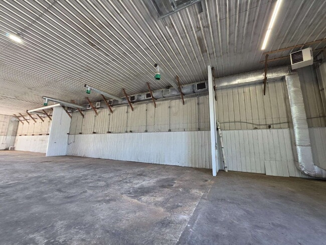 Building Photo - 24.2 Acres – Industrial Warehouse, Residential Or Office Space, Pole Shed & Recreational Land