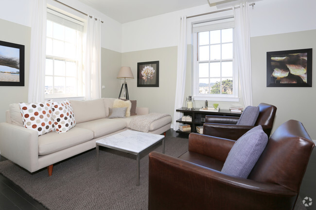 2BR, 2BA - The Presidio Landmark