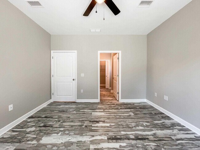 Building Photo - 5180 Burlington Ave