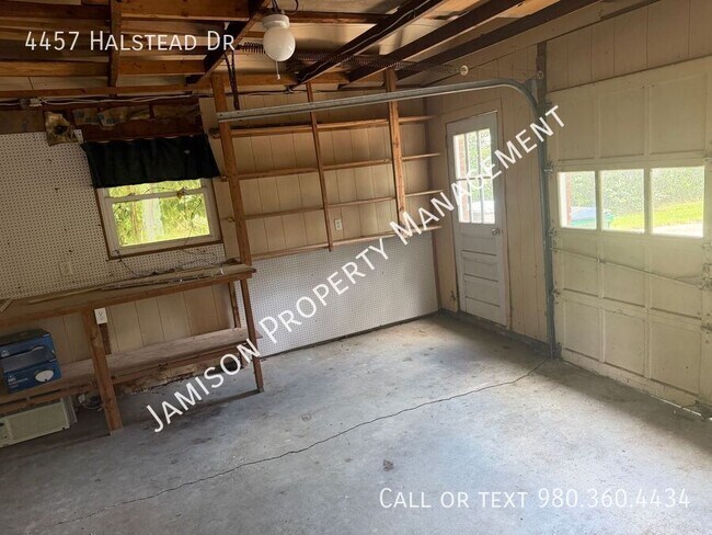 Building Photo - 4457 Halstead Dr