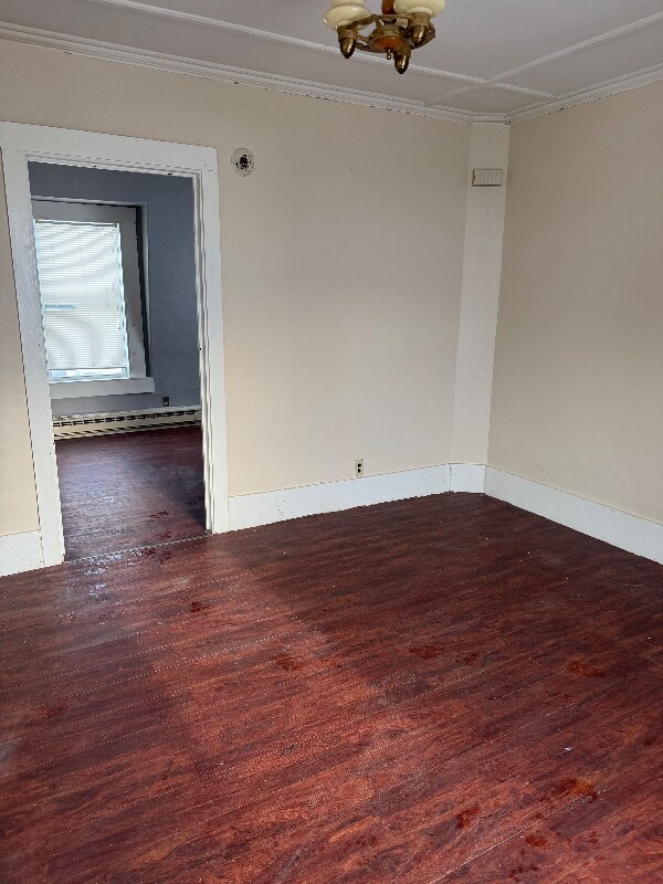 Building Photo - 12 Pine St