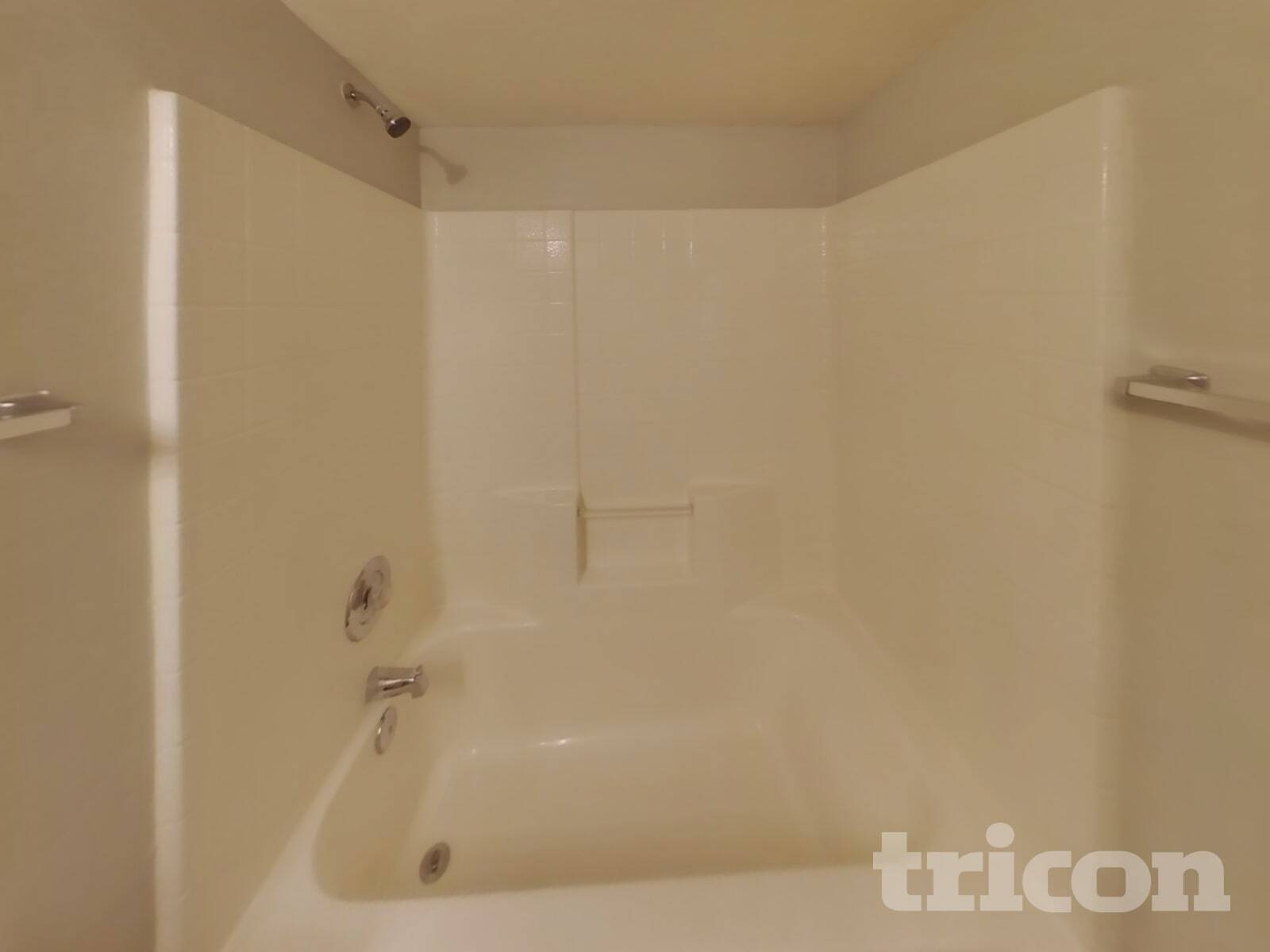 Building Photo - 8566 W Denton Ln