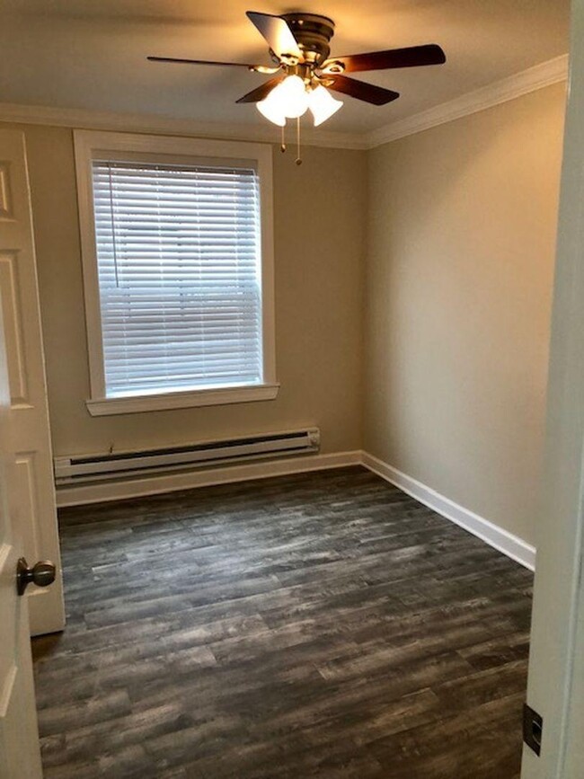 Building Photo - 1 bedroom in Chicago IL 60657