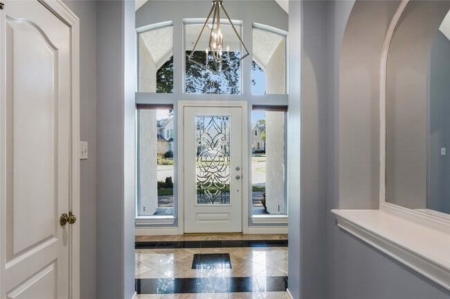 Building Photo - 60 Fairfield Dr