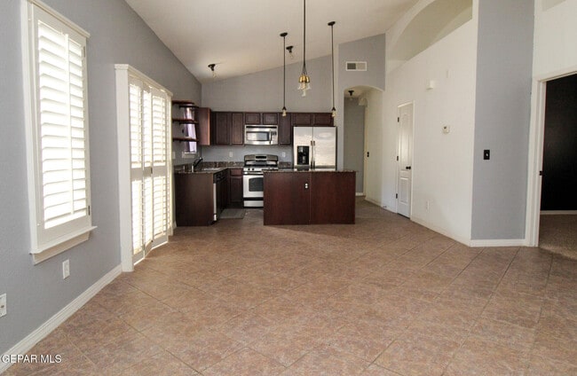 Building Photo - 2209 Honour Point Pl