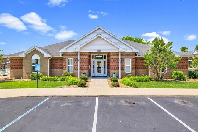 Building Photo - 7935 Circle Front Ct